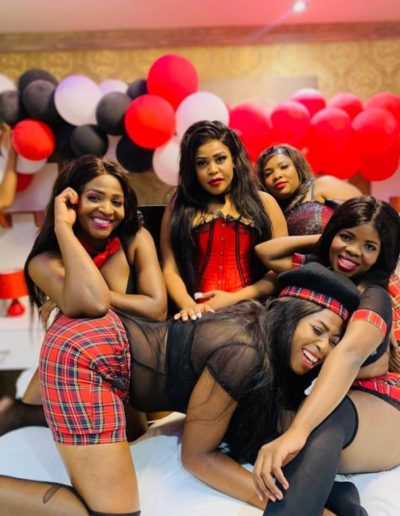De Breeze Guest Lodge Party