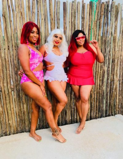 De Breeze Guest Lodge Pool Party