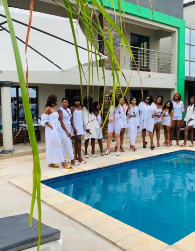 De Breeze Guest Lodge Party
