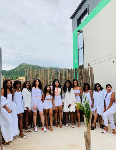De Breeze Guest Lodge Party